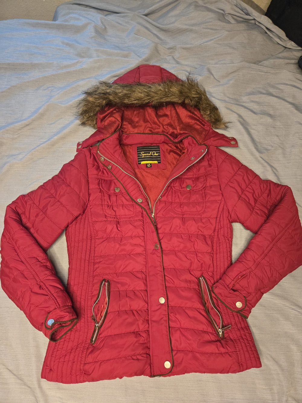 Unknown Women's Red Quilted Hooded Puffer with Faux Fur Trim